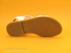 Geox J8235I KARLY Girl - White - Sandale Blanche 13 Geox J8235I KARLY Girl - White - Sandale Blanche -Optimal Chaussures Magasin cd24607c73b9e66c561f35ea11d5d5ef img 0467.jpg 117957