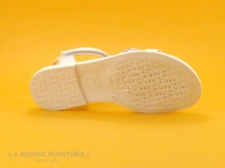 Geox SP KARLY J0235D White - Sandale Fille -Optimal Chaussures Magasin cd24607c73b9e66c561f35ea11d5d5ef img 0706.jpg 147503